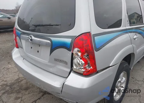 2006 Mazda Tribute I из США, поврежденный, VIN 4F2YZ02Z16KM02286